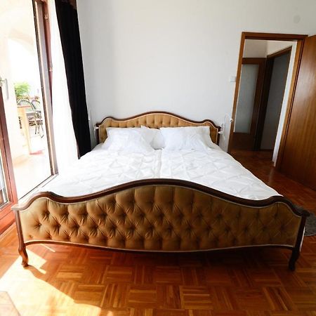 Apartment Glicinija ซาดาร์ ภายนอก รูปภาพ