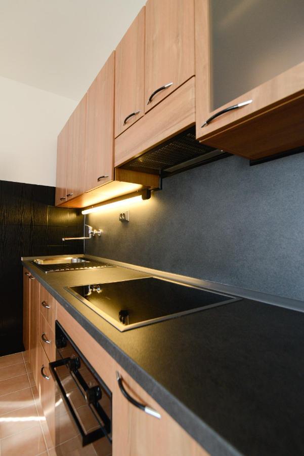 Apartment Glicinija ซาดาร์ ภายนอก รูปภาพ