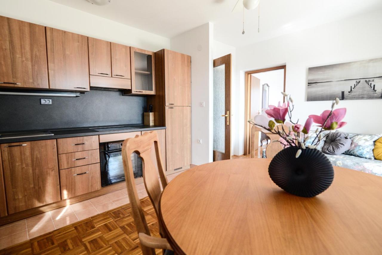 Apartment Glicinija ซาดาร์ ภายนอก รูปภาพ